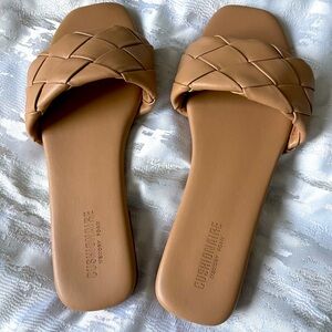 New never worn sandals
